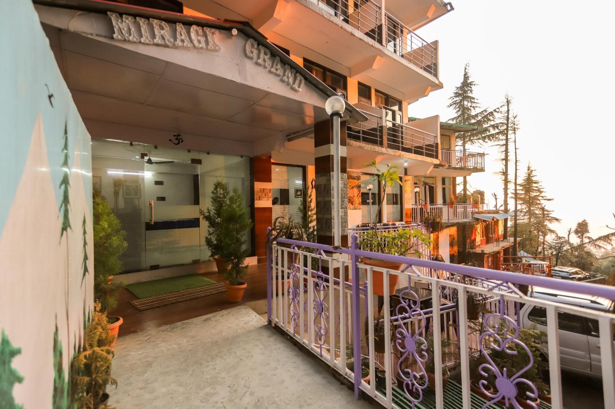 Mirage Grand Hotel McLeod Ganj Buitenkant foto