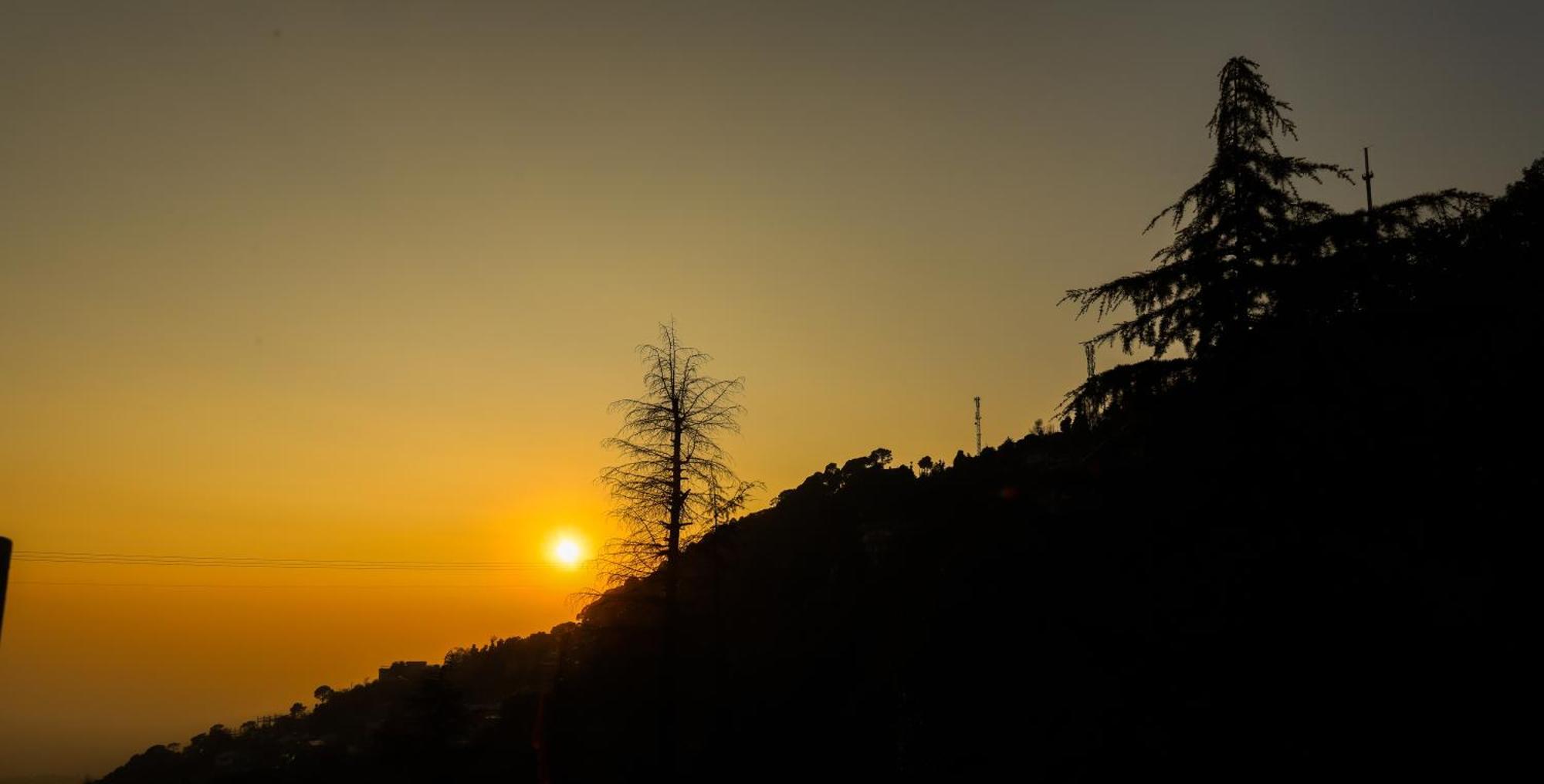 Mirage Grand Hotel McLeod Ganj Buitenkant foto